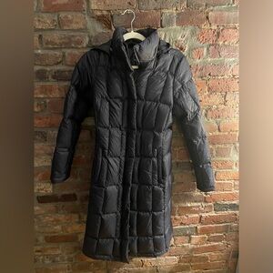 The North Face Black Puffer Jacket Parka Size Small